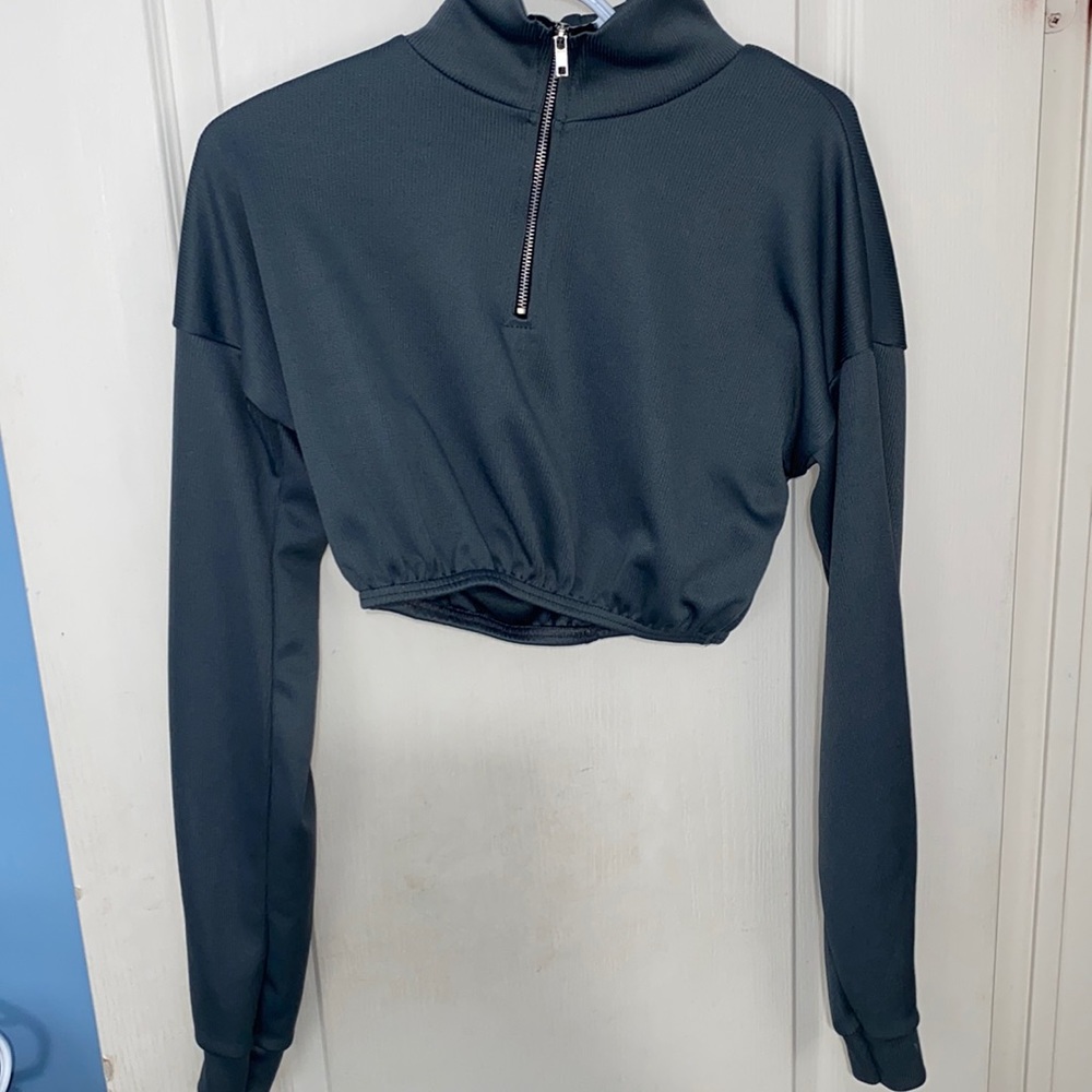 Pretty Little Thing Cropped Sweater